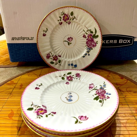 Set of 4 LIMOGES France AA. Lanternier Limoges 4 Salad 7” Plates. - Picture 2 of 11